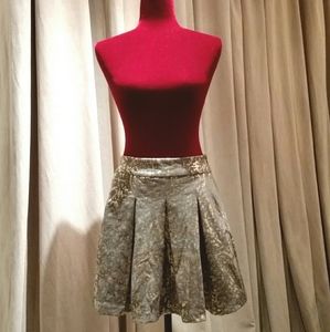 Mark. pleated mini skirt
